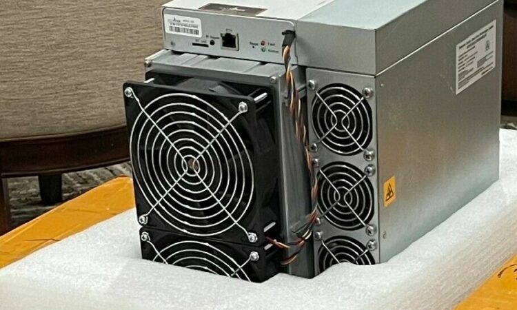 Antminer S19 Pro 1