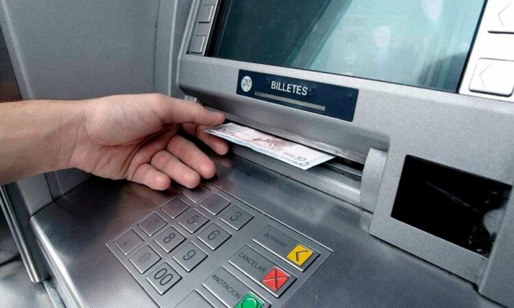 Cajero automático 4