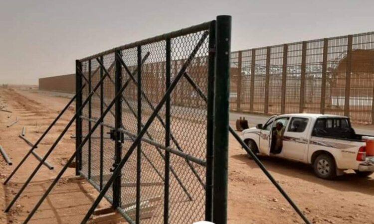 3bc98bf0 cffe 4b59 ada3 267f51d6d1bf